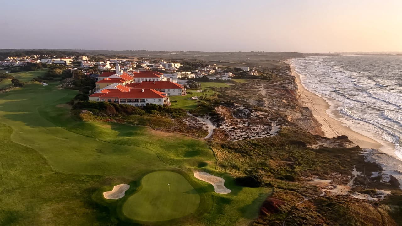 Praia D'El Rey Marriott beside the Atlantic beach and golf course